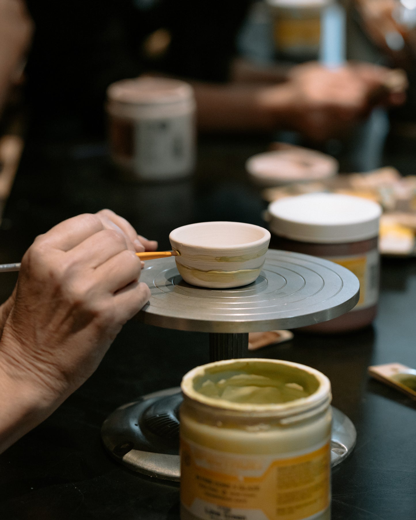 Free workshop for adults MODELING and GLAZE